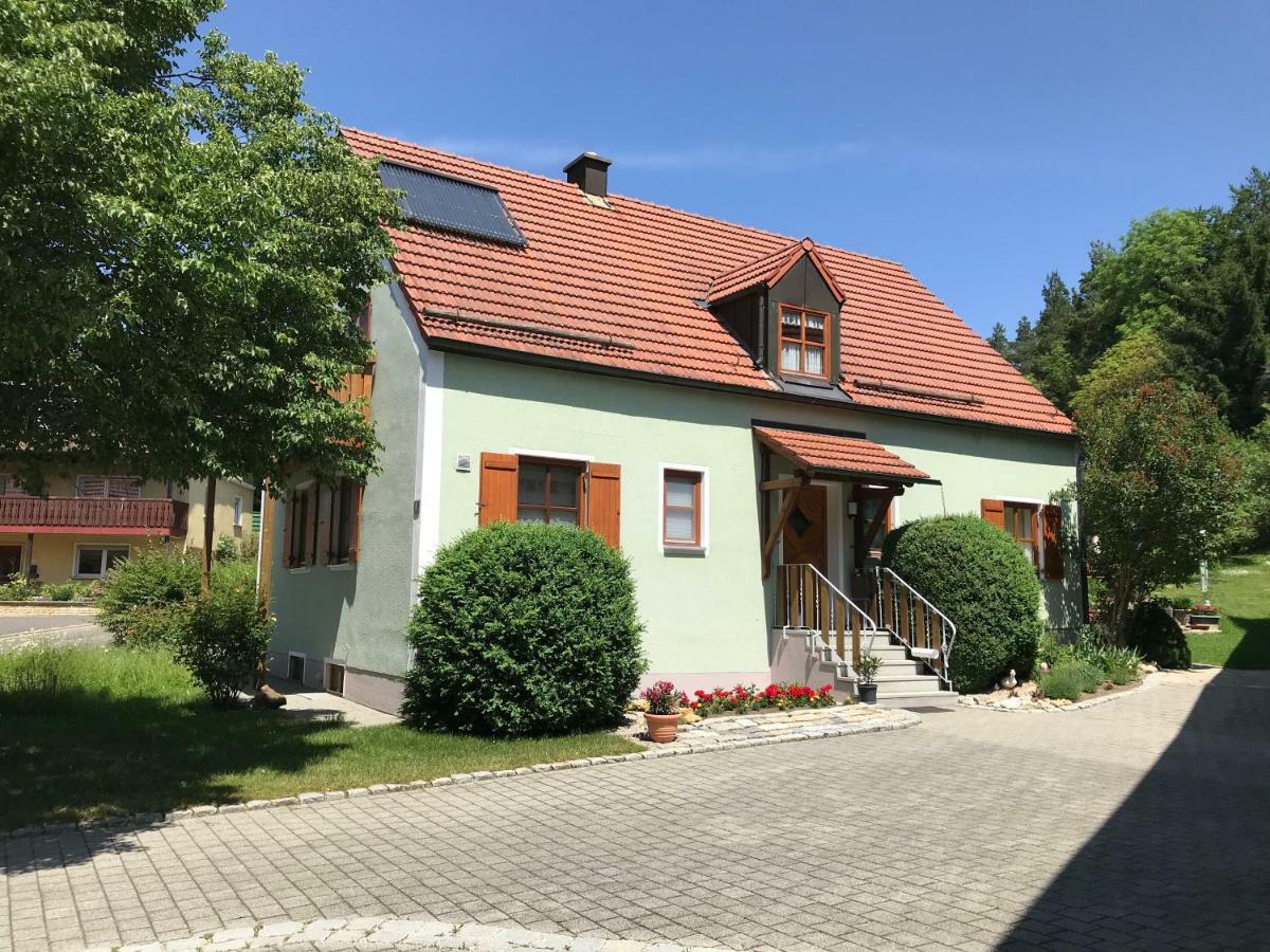 Haberlhaus Apartment Konigstein in der Oberpfalz ภายนอก รูปภาพ